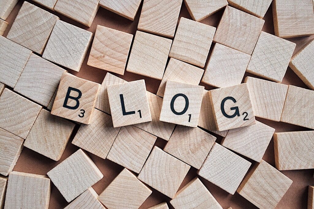 curating your business blog